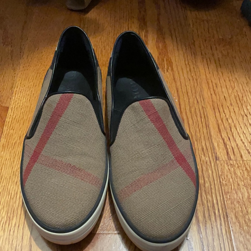 Burberry canvas sneakers